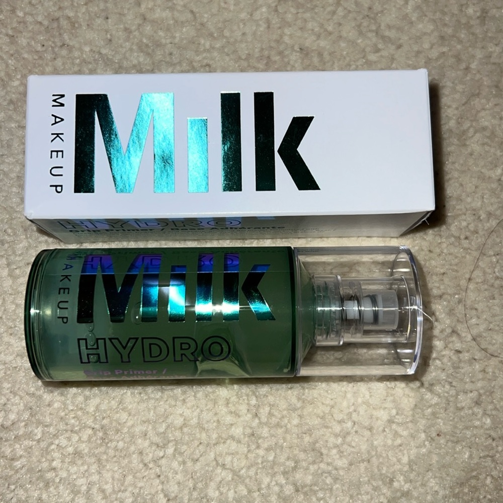 Milk Hydro Grip Primer